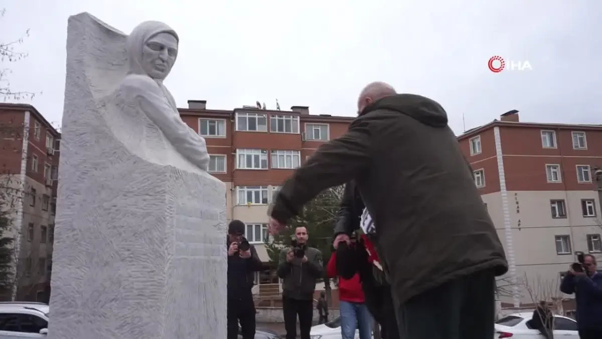 Bulgaristan'daki direnişin sembolü Türkan Bebek, Edirne'de anıldı. Bu özel etkinlikte,