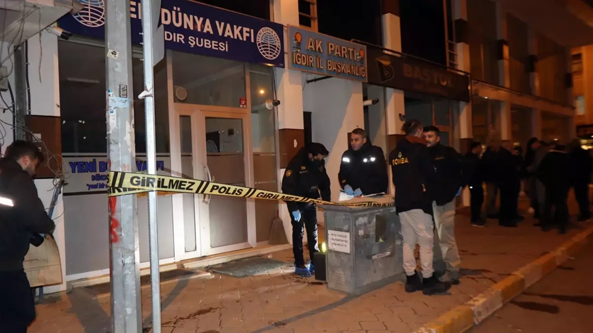 Iğdır'da AK Parti İl Başkanlığı'na gerçekleştirilen molotofkokteyl saldırısı, güvenlik güçlerini