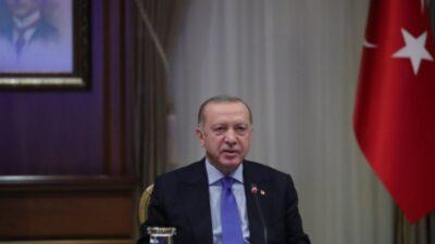 Cumhurbaşkanı Recep Tayyip Erdoğan, Kartalkaya'daki yangında hayatını kaybeden Gültekin ailesinin