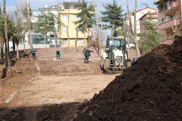  Derince Belediyesi Park ve Bahçeler Müdürlüğü ekipleri , İbn-i