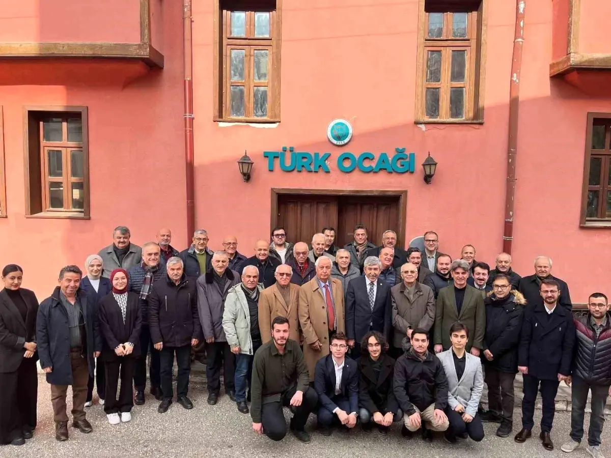 Eskişehir Türk Ocağı'nın 19. Olağan Genel Kurulu'nda, geleneksel değerlere sahip