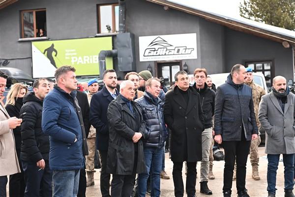 Mamak Belediye Başkanı Veli Gündüz Şahin, Bolu Kartaltepe'de meydana gelen