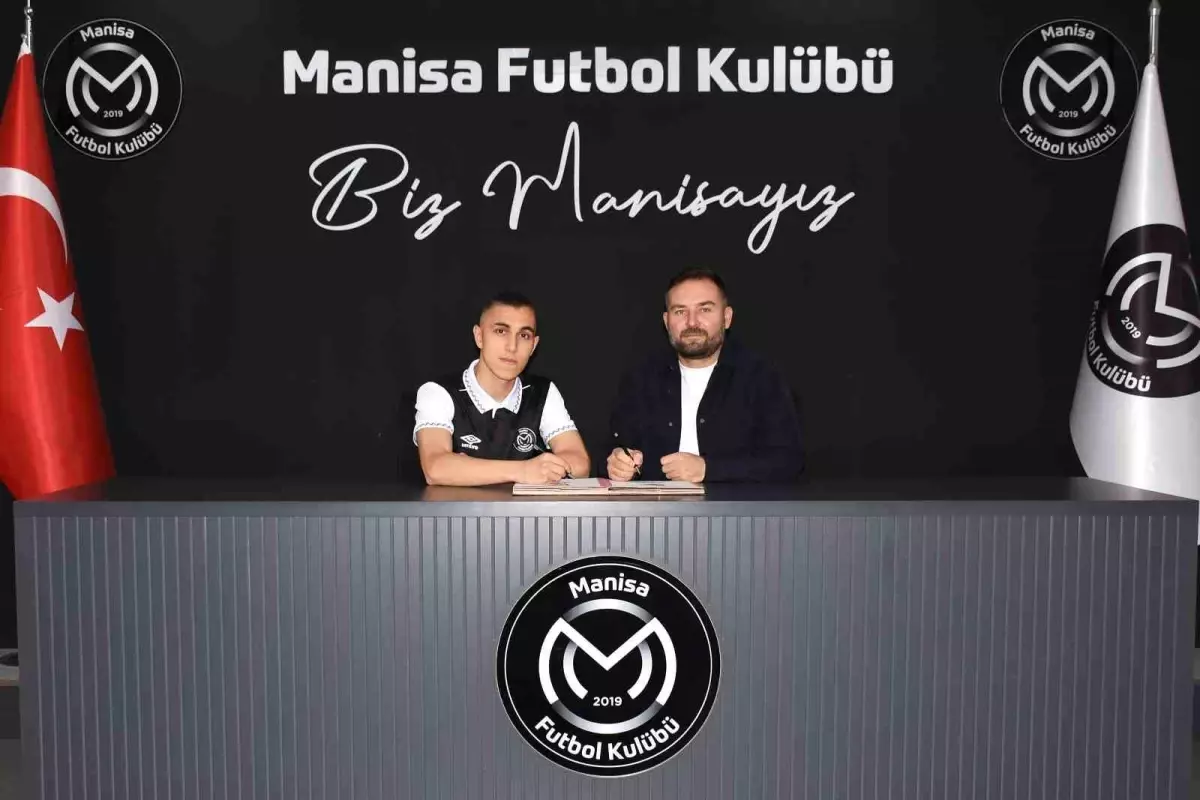 Manisa Futbol Kulübü, genç yetenek Bulut Uysal ile profesyonel sözleşme