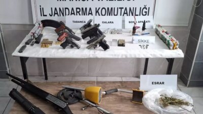 Manisa'da düzenlenen jandarma operasyonunda 44 kişi gözaltına alındı. Operasyonda çok