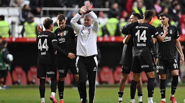 besiktasin yildizlari costu bir sefer kartal ucusa gecti 0 ZZXak9d7