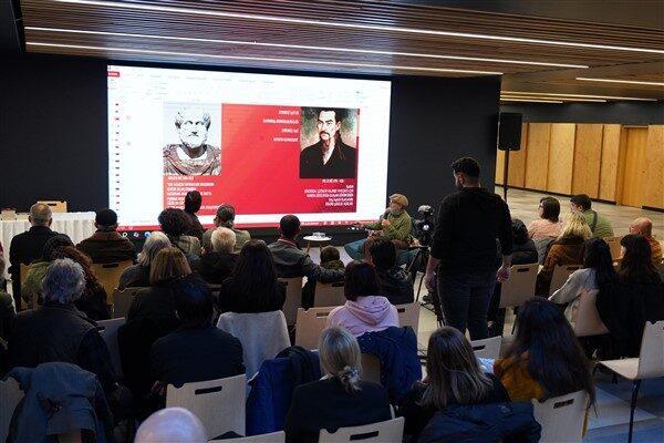 Beylikdüzü Atatürk Kültür ve Sanat Merkezi’nde gerçekleşen söyleşide fotoğrafçılığın optik