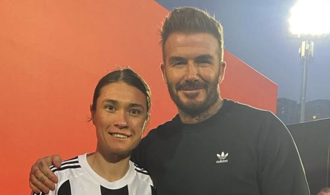 David Beckham, Beşiktaş Kadın Futbol Takımı ile bir araya geldi.