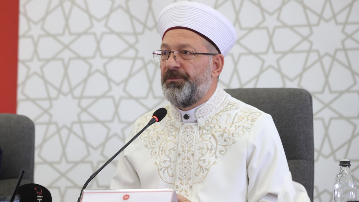 Diyanet İşleri Başkanı Ali Erbaş, Hutbe Hizmetleri Çalıştayı'nda önemli açıklamalarda