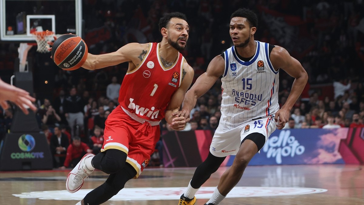 EuroLeague 24. haftasında Anadolu Efes, güçlü rakibi Olympiakos'a karşı beklenmedik