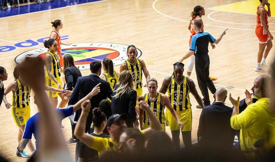 Bayanlar EuroLeague'de çeyrek final ikinci maçında Famila Schio'yu ağırlayan Fenerbahçe