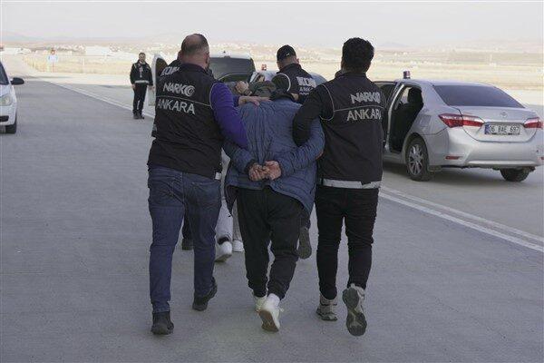 İçişleri Bakanı Yerlikaya, Kırmızı Bültenle aranan daltonlar organize suç örgütünün