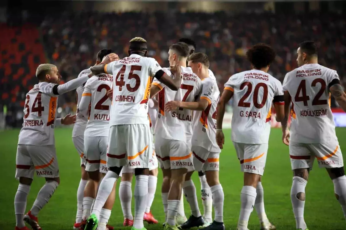 Trendyol Süper Lig'in 22. haftasında Galatasaray ve Fenerbahçe'nin kazandığı maçları