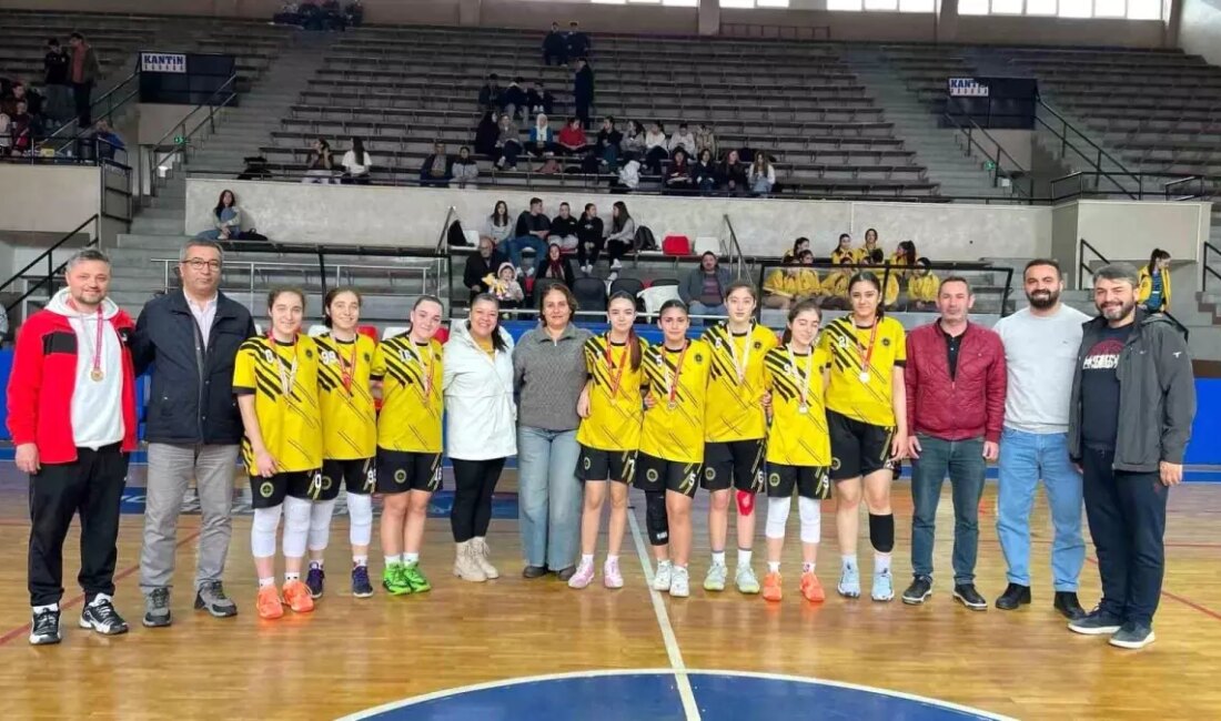 Okullar Ortası Basketbol Yıldız Kız-Erkek Küme Karşılaşmaları Aydın'da muvaffakiyetle tamamlandı.