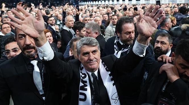 canli besiktasin eski baskani huseyin yucelden kulube dev bagis divan kurulu toplantisinda baskan PHYPlmOO