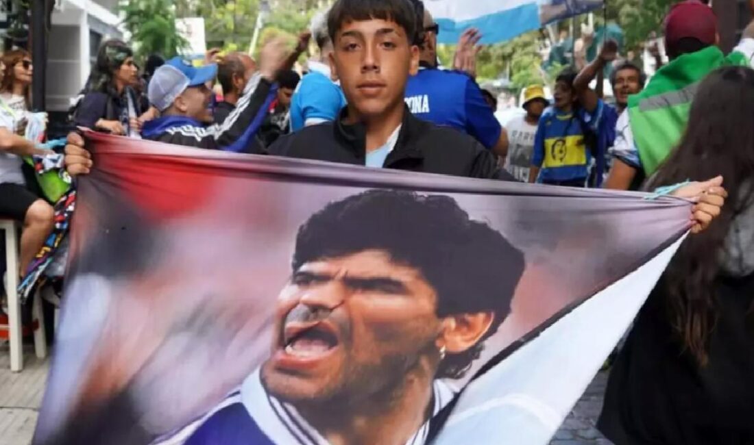 Diego Maradona'nın ölümünde ihmali bulunan 7 sağlık çalışanının yargılanması Buenos