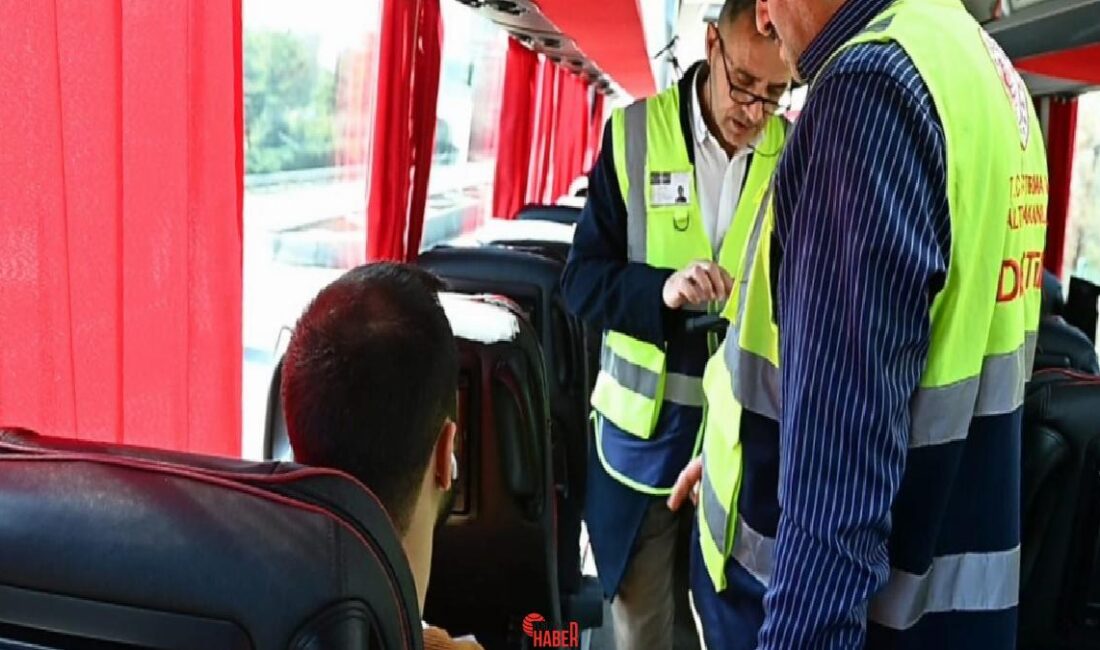 Ulaştırma ve Altyapı Bakanı Abdulkadir Uraloğlu, şehirlerarası otobüs taşımacılığındaki fahiş