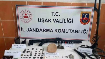 Uşak'ta jandarma, tarihi eser satmaya çalışan bir şüpheliyi yakalayarak 117