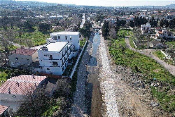 İzmir Büyükşehir Belediyesi İZSU Genel Müdürlüğü, yağışlı havalarda yerleşim yerlerinde